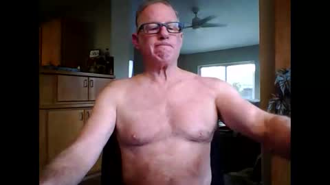 robo0000 online show from 11-05-25, 06:30