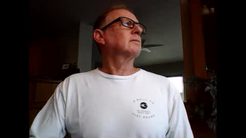 robo0000 online show from 12-03-25, 09:24