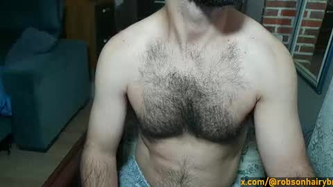 Snapshot of robson_29 chatting on 10-21-25, 03:02 Robson online show from 10-21-25, 03:02