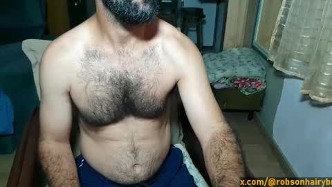 Snapshot of robson_29 chatting on 12-18-25, 04:18 Robson online show from 12-18-25, 04:18