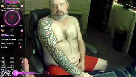 Snapshot of robun1801 chatting on 02-22-25, 05:34 Tequila and Whiskey online show from 02-22-25, 05:34