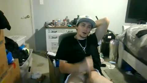 Rob witha 8 online show from 11-22-25, 01:15