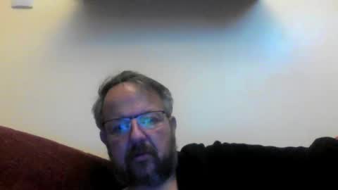 Snapshot of robxx32 chatting on 06-05-26, 10:48 robxx32 online show from 06-05-26, 10:48