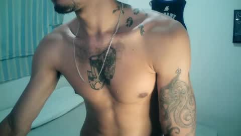 Rocco online show from 10-23-25, 02:44