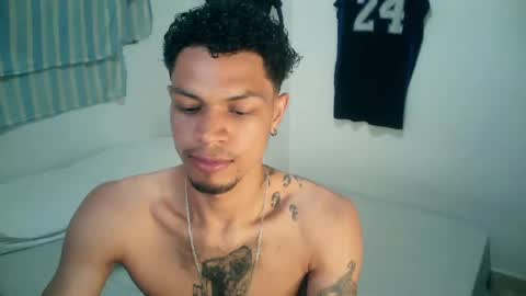 Rocco online show from 10-23-25, 02:49