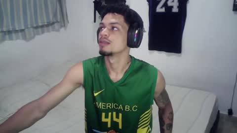 Rocco online show from 11-07-25, 02:28