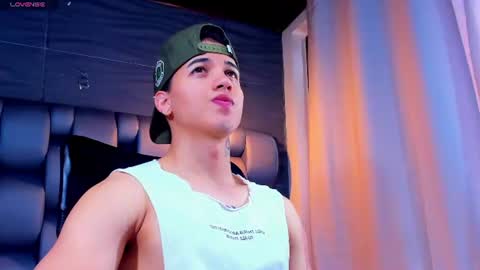 rocco_santos online show from 07-25-26, 07:00