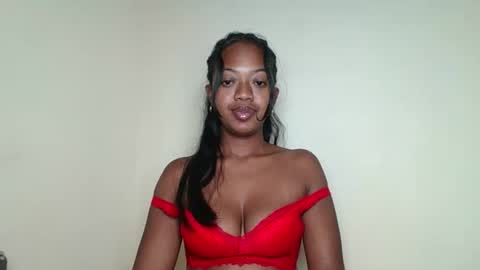 Snapshot of rochellinah chatting on 05-11-26, 07:22 rochellinah online show from 05-11-26, 07:22