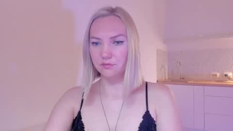 Snapshot of rock__baby chatting on 12-20-24, 08:55 rock__baby online show from 12-20-24, 08:55