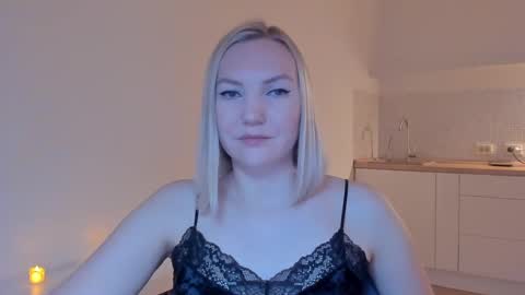 Snapshot of rock__baby chatting on 01-03-25, 10:40 rock__baby online show from 01-03-25, 10:40