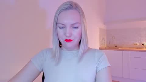 Snapshot of rock__baby chatting on 01-17-25, 10:23 rock__baby online show from 01-17-25, 10:23