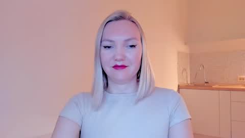 Snapshot of rock__baby chatting on 01-26-25, 12:26 rock__baby online show from 01-26-25, 12:26