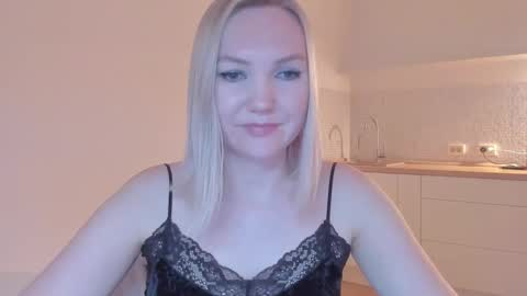 Snapshot of rock__baby chatting on 02-23-25, 05:34 rock__baby online show from 02-23-25, 05:34