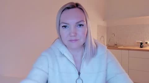 Snapshot of rock__baby chatting on 02-28-25, 05:48 rock__baby online show from 02-28-25, 05:48