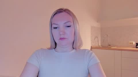 Snapshot of rock__baby chatting on 03-06-25, 08:19 rock__baby online show from 03-06-25, 08:19