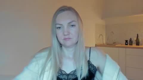 Snapshot of rock__baby chatting on 07-18-26, 11:30 rock__baby online show from 07-18-26, 11:30