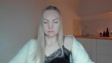 Snapshot of rock__baby chatting on 07-29-26, 04:54 rock__baby online show from 07-29-26, 04:54