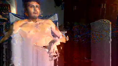 Snapshot of rockdrigo31 chatting on 12-18-25, 06:41 rockdrigo31 online show from 12-18-25, 06:41