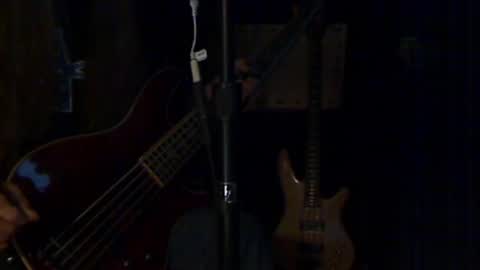 Snapshot of rockgod2112 chatting on 10-09-25, 01:47 rockgod2112 online show from 10-09-25, 01:47