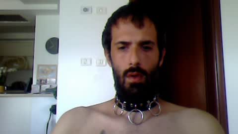 Snapshot of rockistman1 chatting on 05-04-26, 04:52 rockistman1 online show from 05-04-26, 04:52
