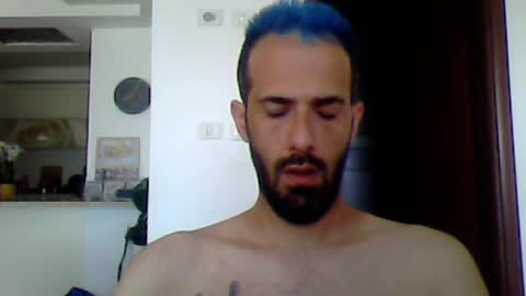 Snapshot of rockistman1 chatting on 05-11-26, 05:02 rockistman1 online show from 05-11-26, 05:02