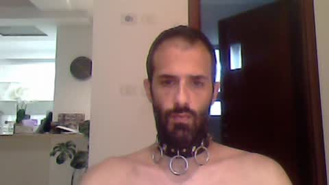 Snapshot of rockistman1 chatting on 06-03-26, 07:19 rockistman1 online show from 06-03-26, 07:19