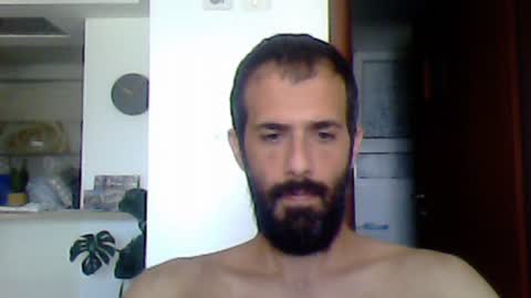 Snapshot of rockistman1 chatting on 07-03-26, 07:04 rockistman1 online show from 07-03-26, 07:04