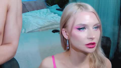 Snapshot of rockstarsgames chatting on 11-15-25, 04:32 Lina and Den online show from 11-15-25, 04:32