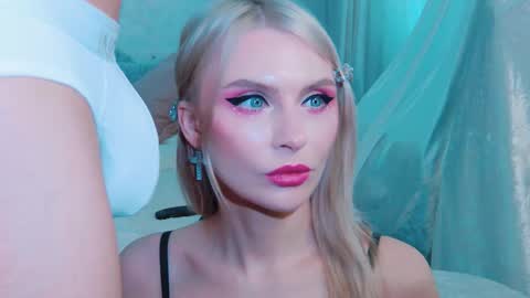 Lina and Den online show from 03-03-26, 07:14