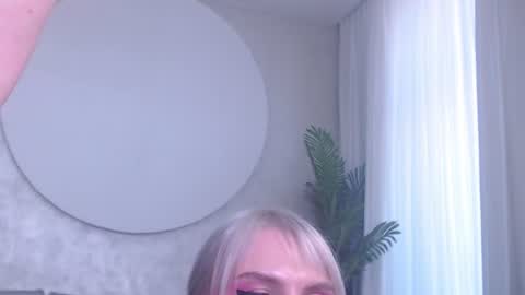 Lina and Den online show from 06-19-26, 07:56