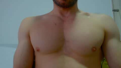 Snapshot of rocky_muscle chatting on 05-03-26, 04:57 rocky muscle online show from 05-03-26, 04:57