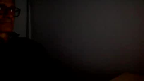 Snapshot of rodahot4 chatting on 11-30-25, 04:11 rodahot4 online show from 11-30-25, 04:11