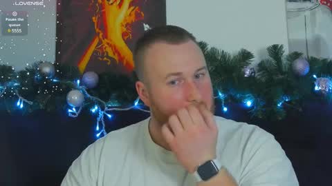 Snapshot of roddy_riss chatting on 12-29-24, 07:39 Roddy online show from 12-29-24, 07:39