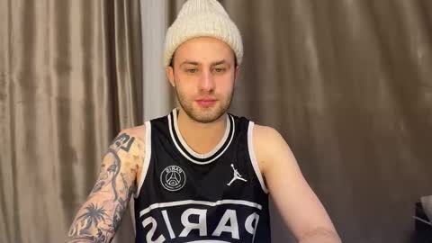 Rodrigo online show from 11-04-25, 09:03