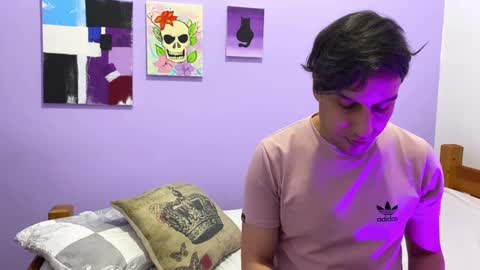 Thiago independent model online show from 02-07-25, 11:55