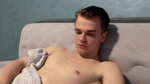 taylor fox online show from 11-07-25, 08:42