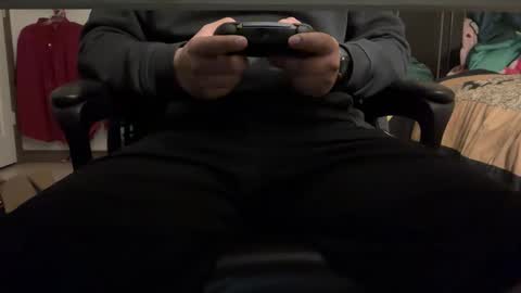 roland_96 online show from 12-05-25, 04:43