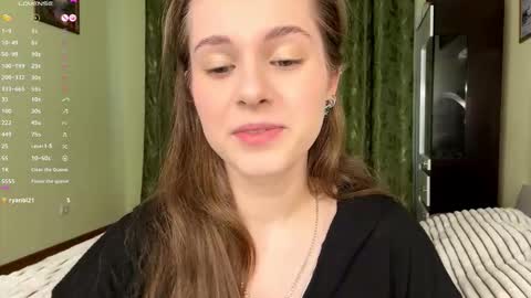 Mia online show from 01-11-26, 08:19