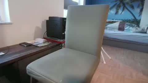 rolandloser1000 online show from 11-23-25, 03:01