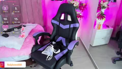 Snapshot of rolyloren chatting on 12-05-24, 03:17 Marcela online show from 12-05-24, 03:17