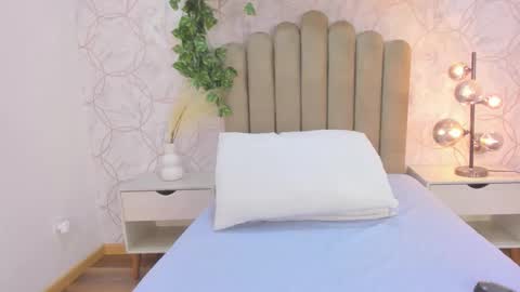   online show from 11-20-25, 12:05