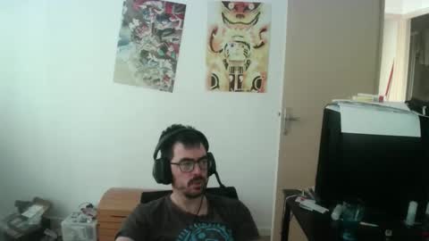 Snapshot of romainb72 chatting on 04-29-26, 05:41 romainb72 online show from 04-29-26, 05:41