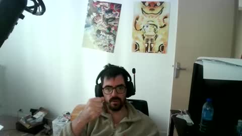 Snapshot of romainb72 chatting on 05-18-26, 07:58 romainb72 online show from 05-18-26, 07:58