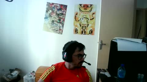 Snapshot of romainb72 chatting on 06-17-26, 07:00 romainb72 online show from 06-17-26, 07:00
