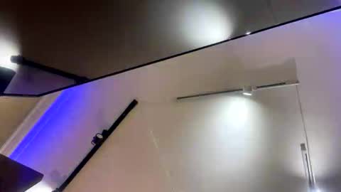   online show from 11-24-25, 11:43