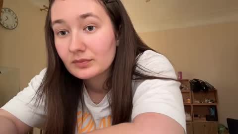 Snapshot of romanakinkelaar chatting on 06-03-26, 02:33 Nicole online show from 06-03-26, 02:33