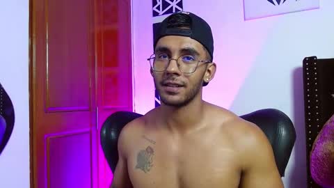 Roman online show from 02-28-25, 07:14