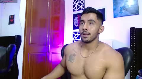 Roman online show from 09-24-25, 10:35