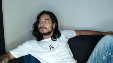 Snapshot of romanphoenix chatting on 02-09-25, 01:22 Roman online show from 02-09-25, 01:22