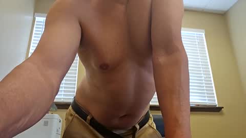 Snapshot of romanteeks chatting on 03-11-25, 10:31 romanteeks online show from 03-11-25, 10:31